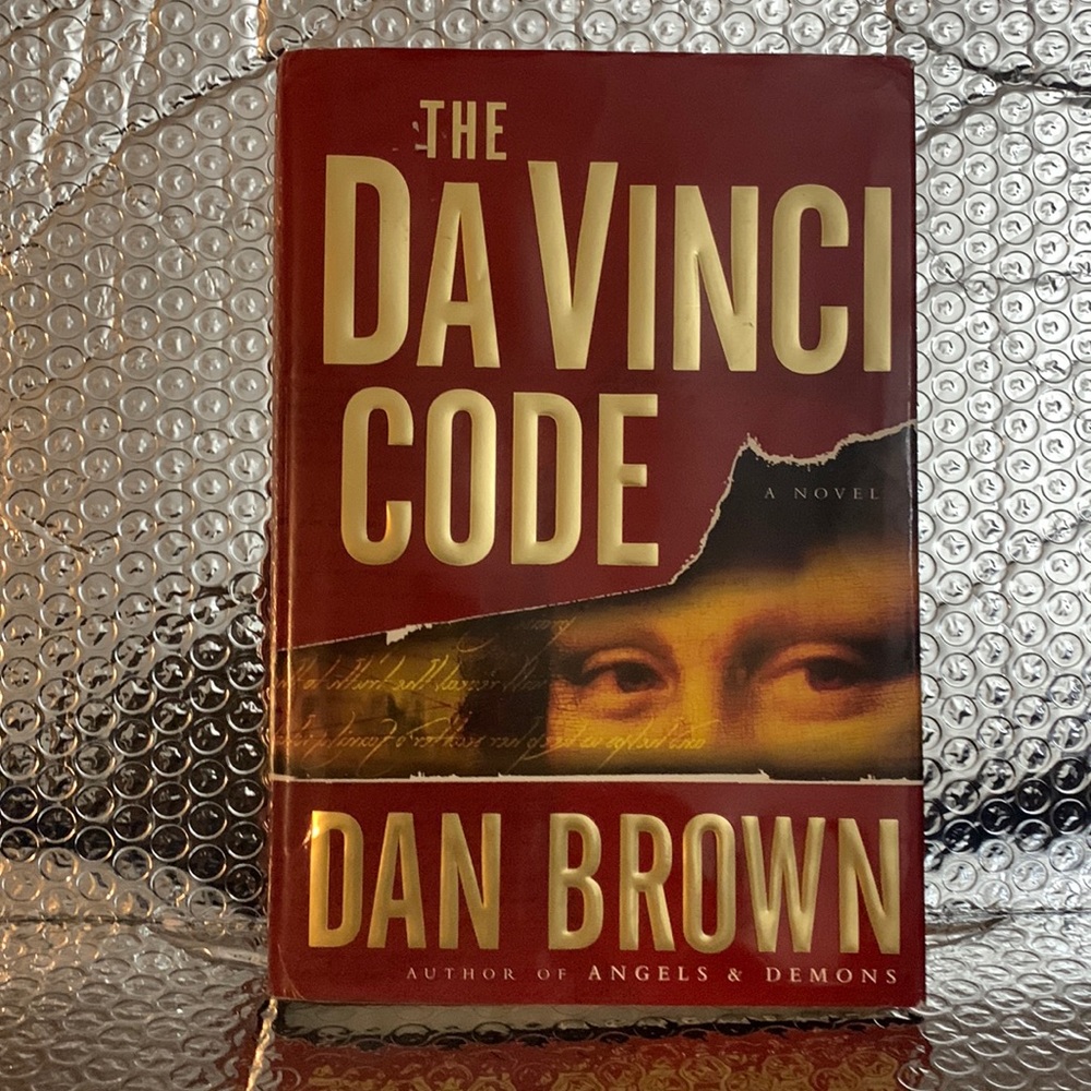 The da Vinci code by Dan brown